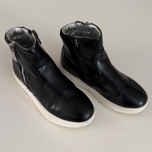 Kenneth Cole Kids Black Leather Chukka Boots with Side Zippers